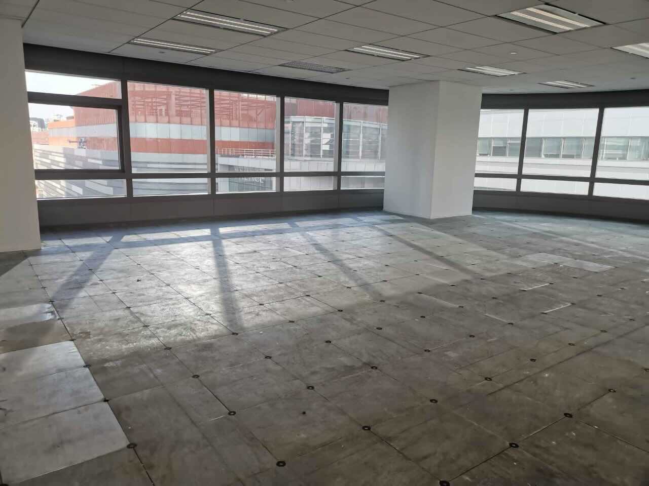 长宁来福士广场长宁来福士，地标建筑，地铁234号线中山公园，房型方正