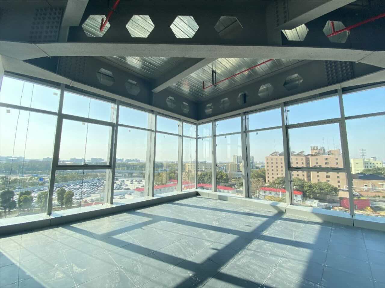 长宁 东虹桥中心 288平米 简装修