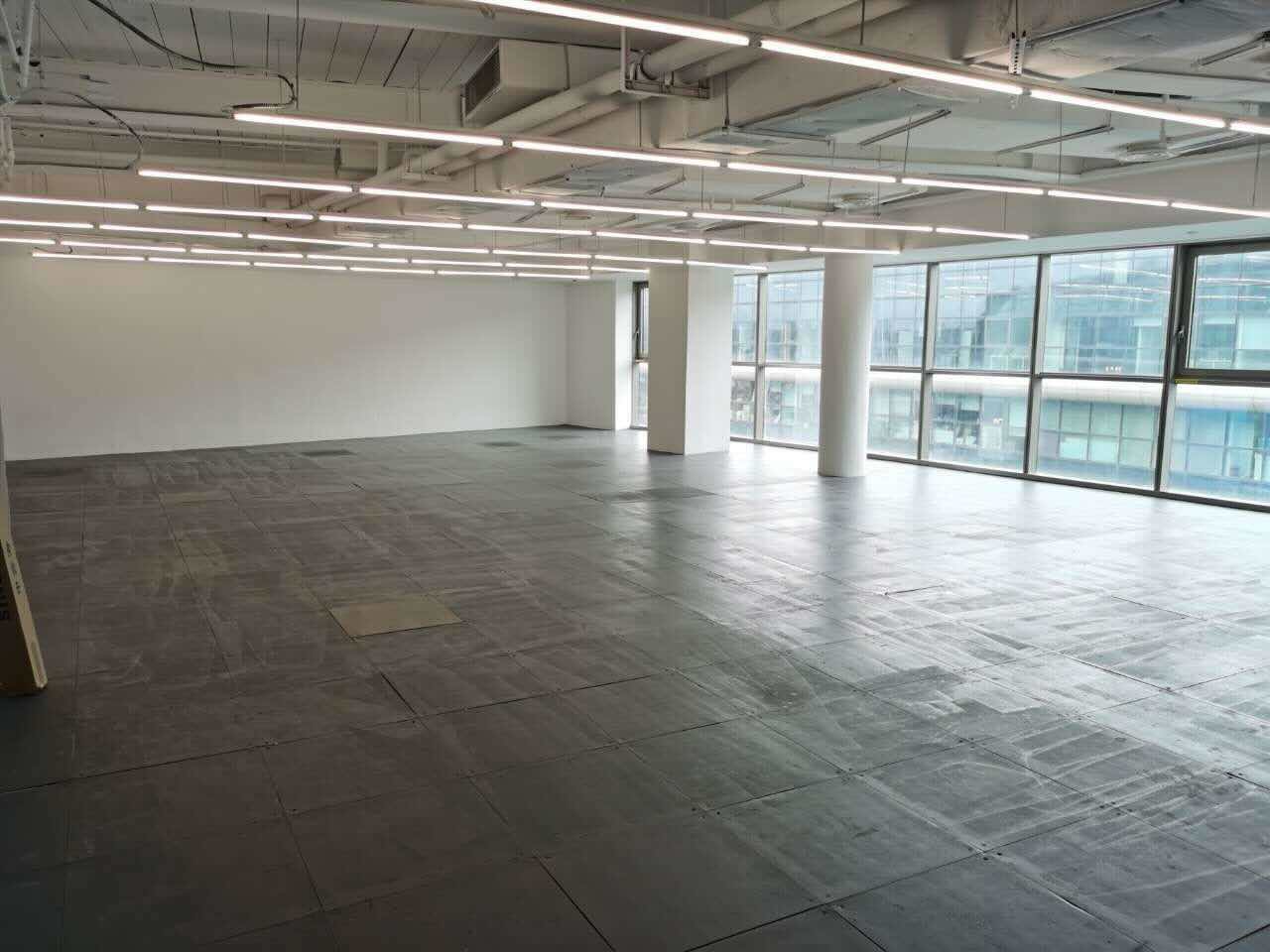 天会商务广场(凌空SOHO)230平米办公室出租_4.58元/m²/天