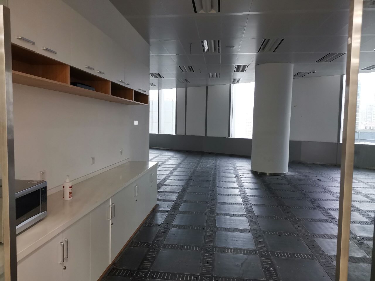 晶品中心静安 晶品中心 648平米 简装修