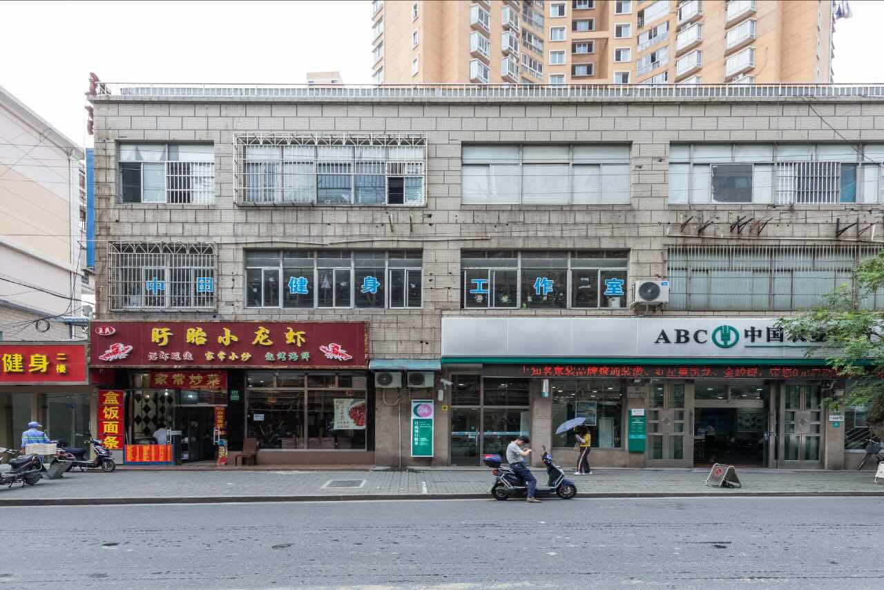 「万安路296号」写字楼出租_万安路296号办公室出租价格_万安路296号办公楼租金