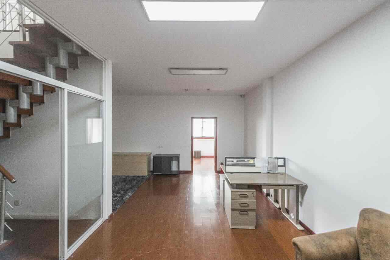 德必运动LOFT一期（创意基地）虹口 德必运动LOFT一期（创意基地） 83平米 精装修