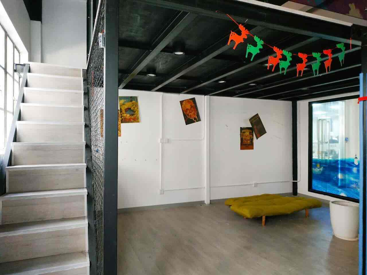 德必运动LOFT一期（创意基地）虹口 德必运动LOFT一期（创意基地） 100平米 简装修