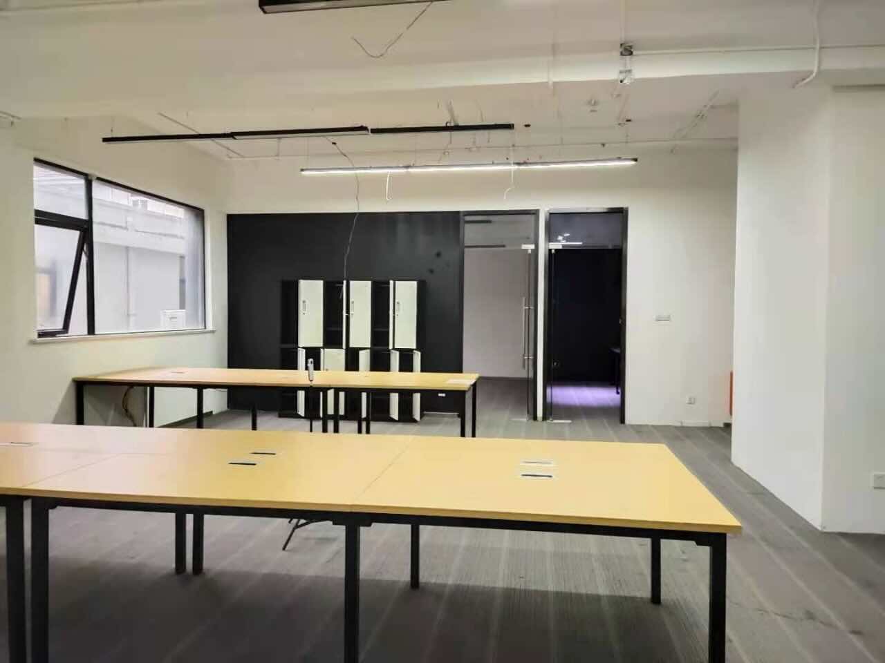 德必同心运动LOFT虹口 德必同心运动LOFT 243平米 中等装修