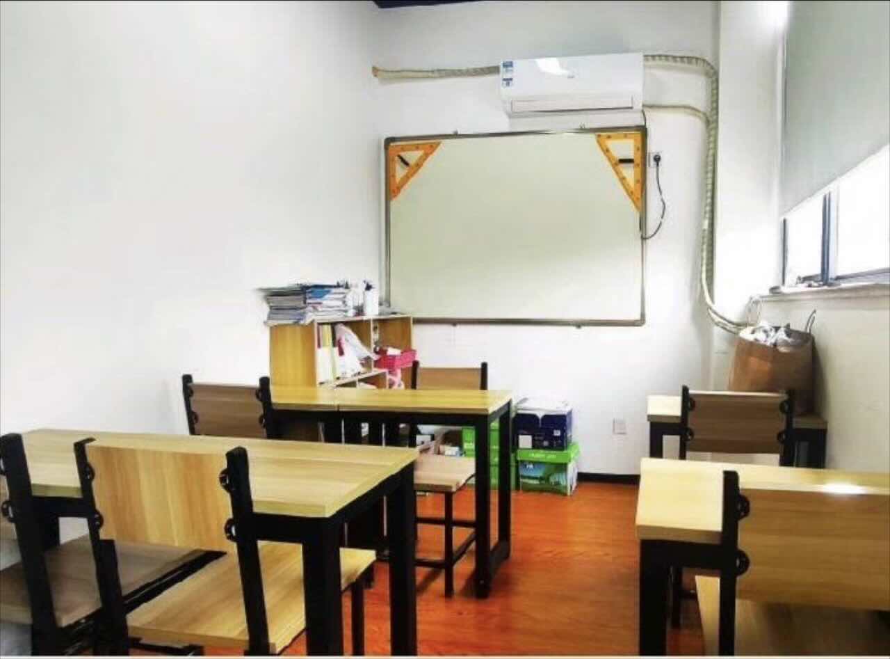 德必运动LOFT一期（创意基地）虹口 德必运动LOFT一期（创意基地） 112平米 简装修