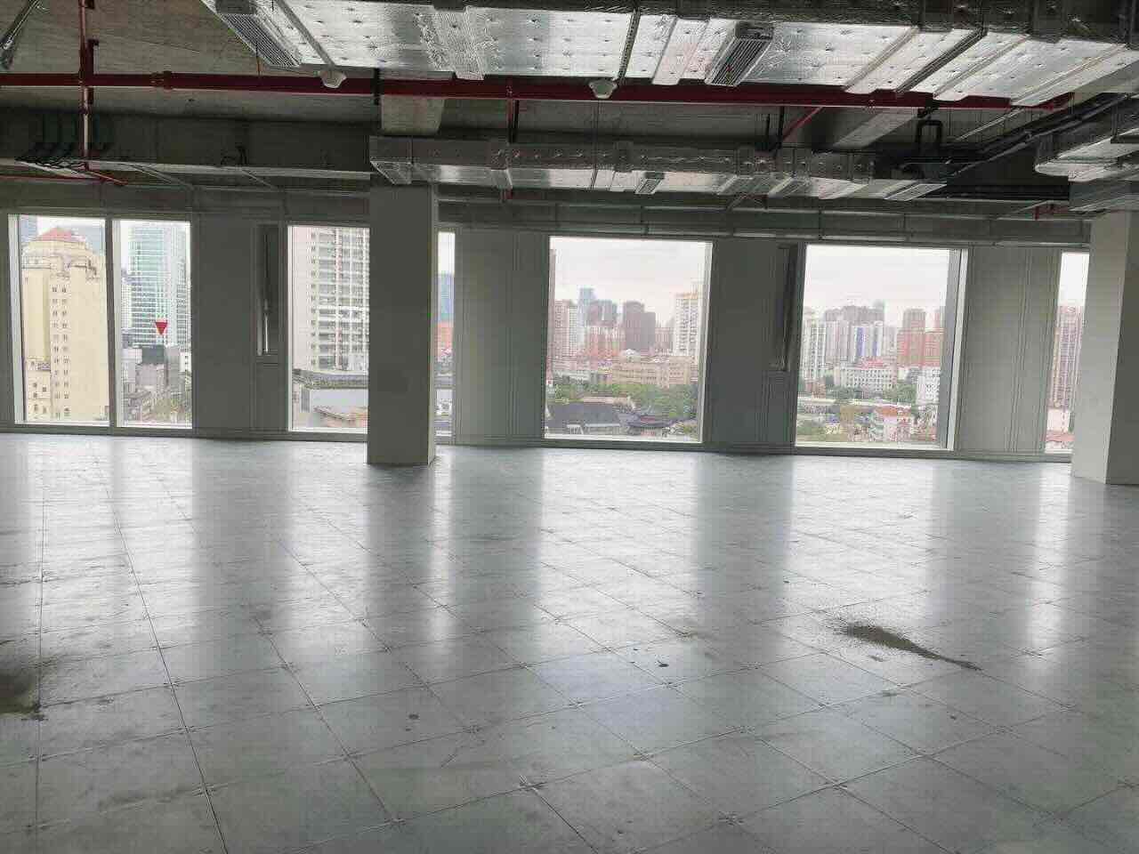 凉城路/虹口足球场 虹口宝华商业广场 632.91平米 中等装修