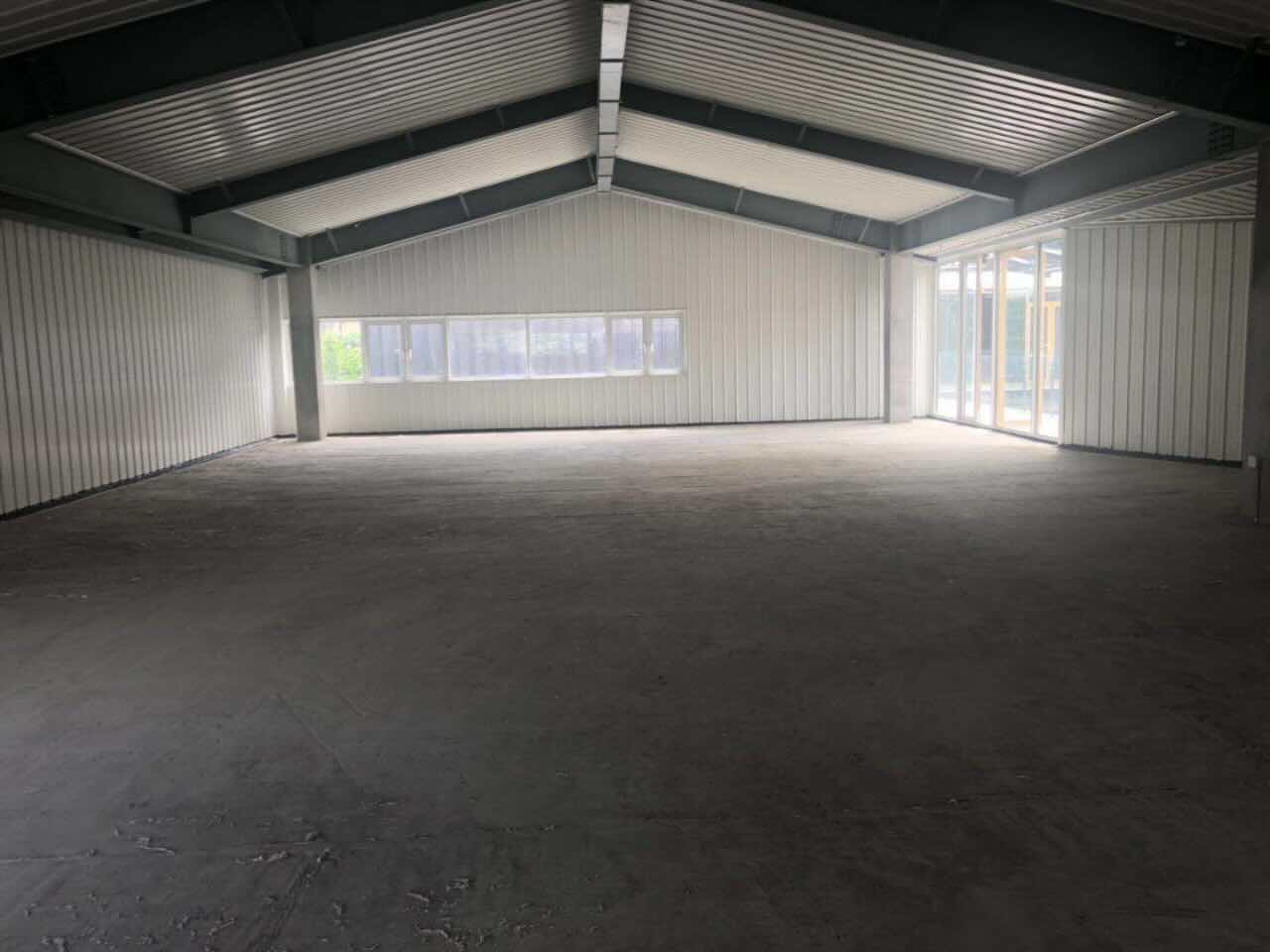 虹口新业坊创意商务园凉城路/虹口足球场 虹口新业坊创意商务园 696平米