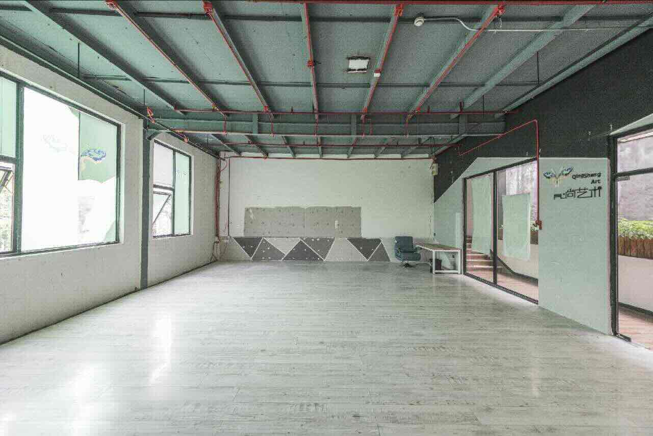 德必同心运动LOFT虹口 德必同心运动LOFT 132平米 精装修