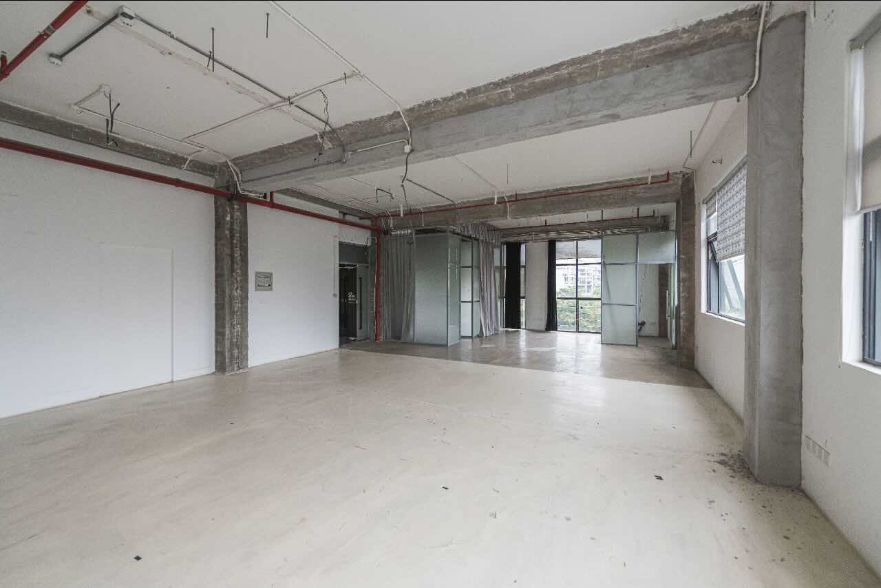 德必同心运动LOFT虹口 德必同心运动LOFT 190平米 简装修