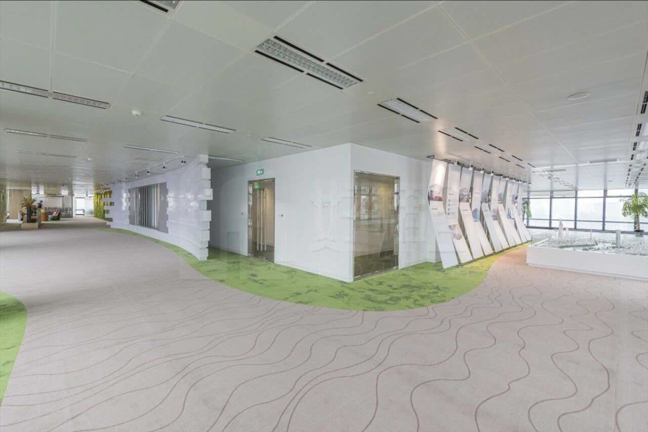 浦江国际金融广场浦江国际金融广场，高层落地窗，视野开阔