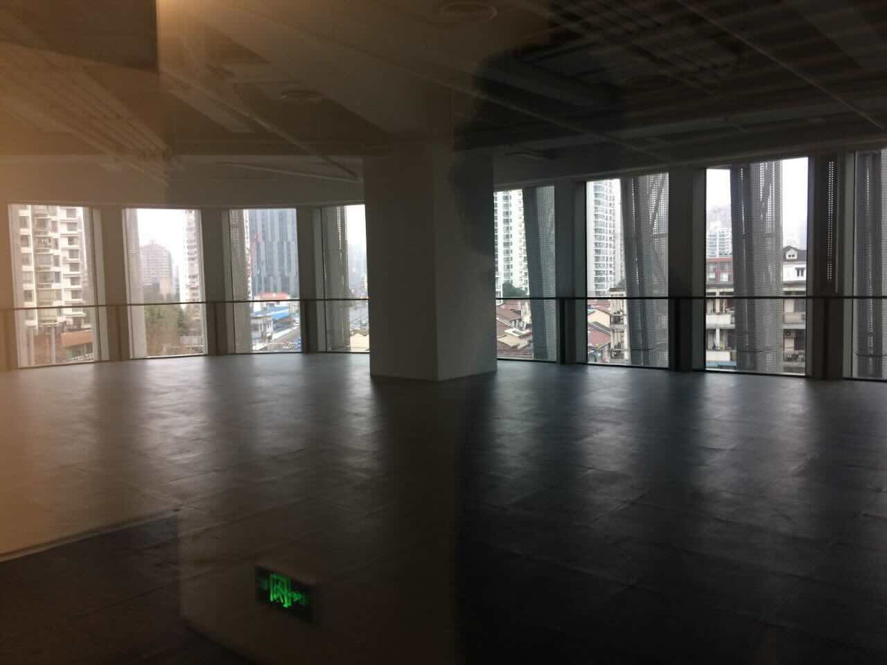 虹口 吉汇大厦(原虹口SOHO) 102平米 精装修