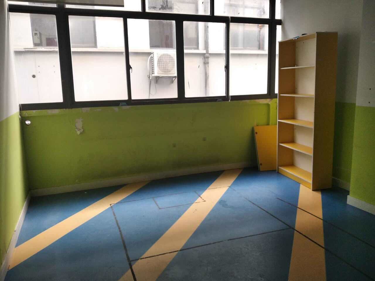 德必运动LOFT一期（创意基地）虹口 德必运动LOFT一期（创意基地） 259平米 中等装修