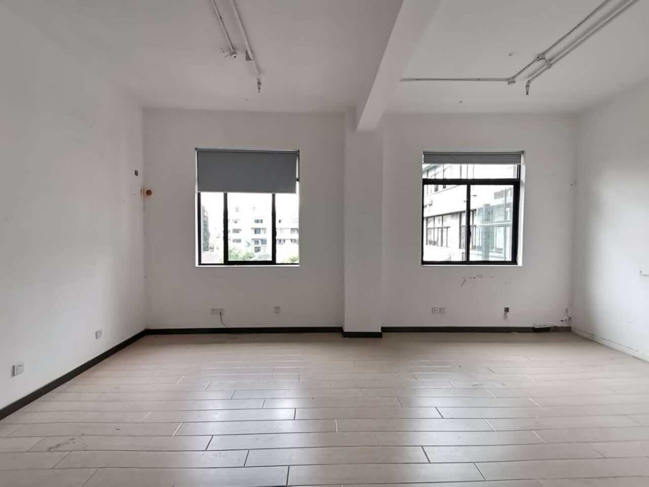 虹口 德必运动LOFT一期（创意基地） 114平米 中等装修