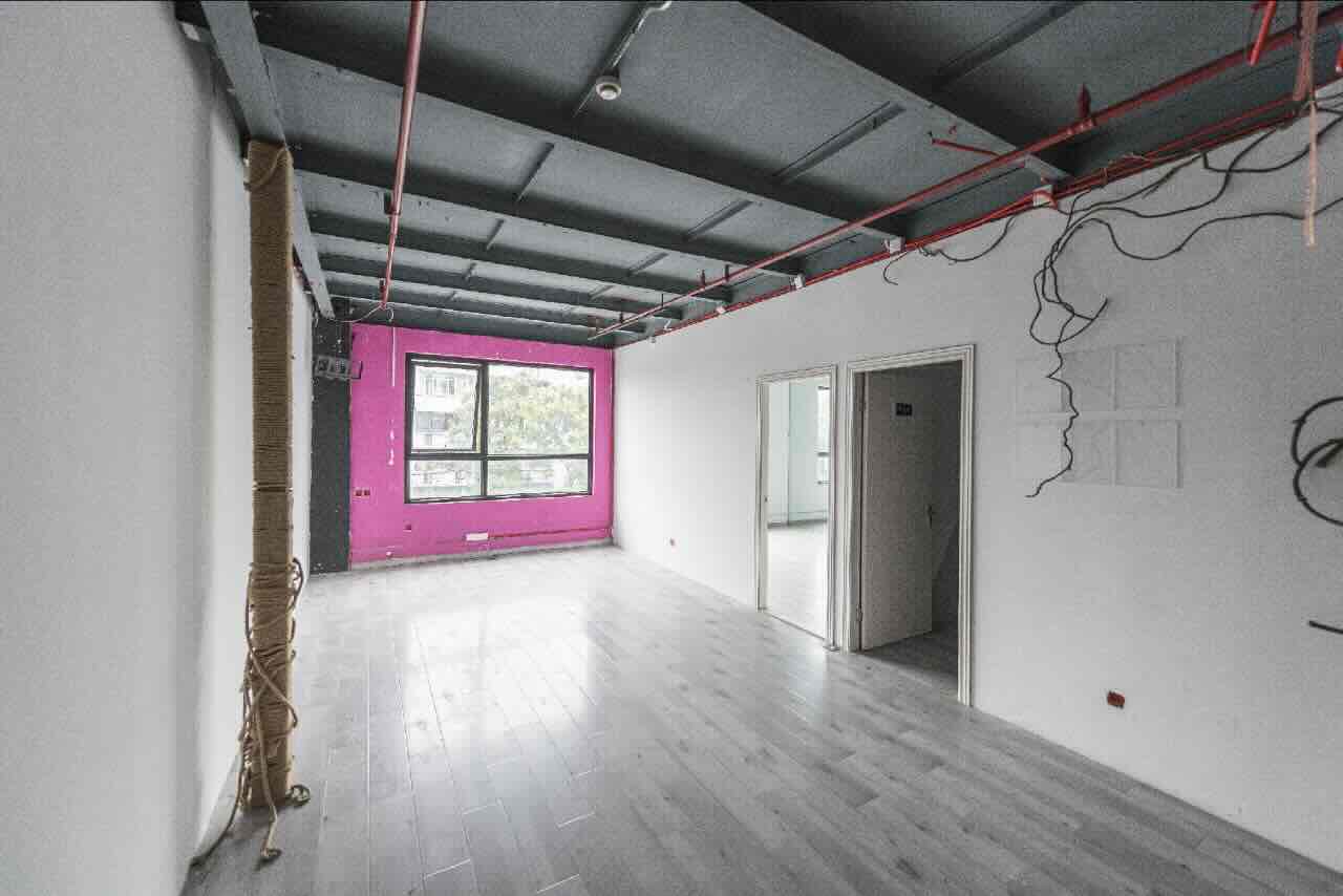 德必同心运动LOFT虹口 德必同心运动LOFT 94平米 简装修