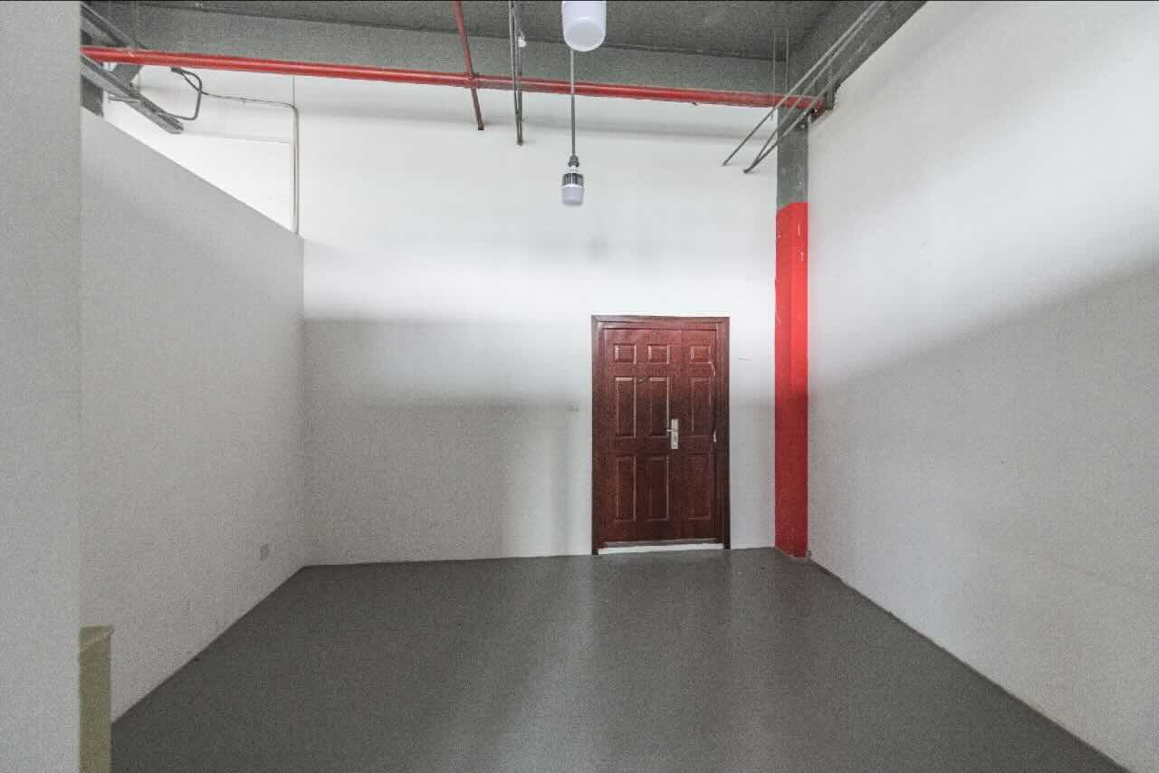 德必运动LOFT一期（创意基地）虹口 德必运动LOFT一期（创意基地） 206平米 中等装修