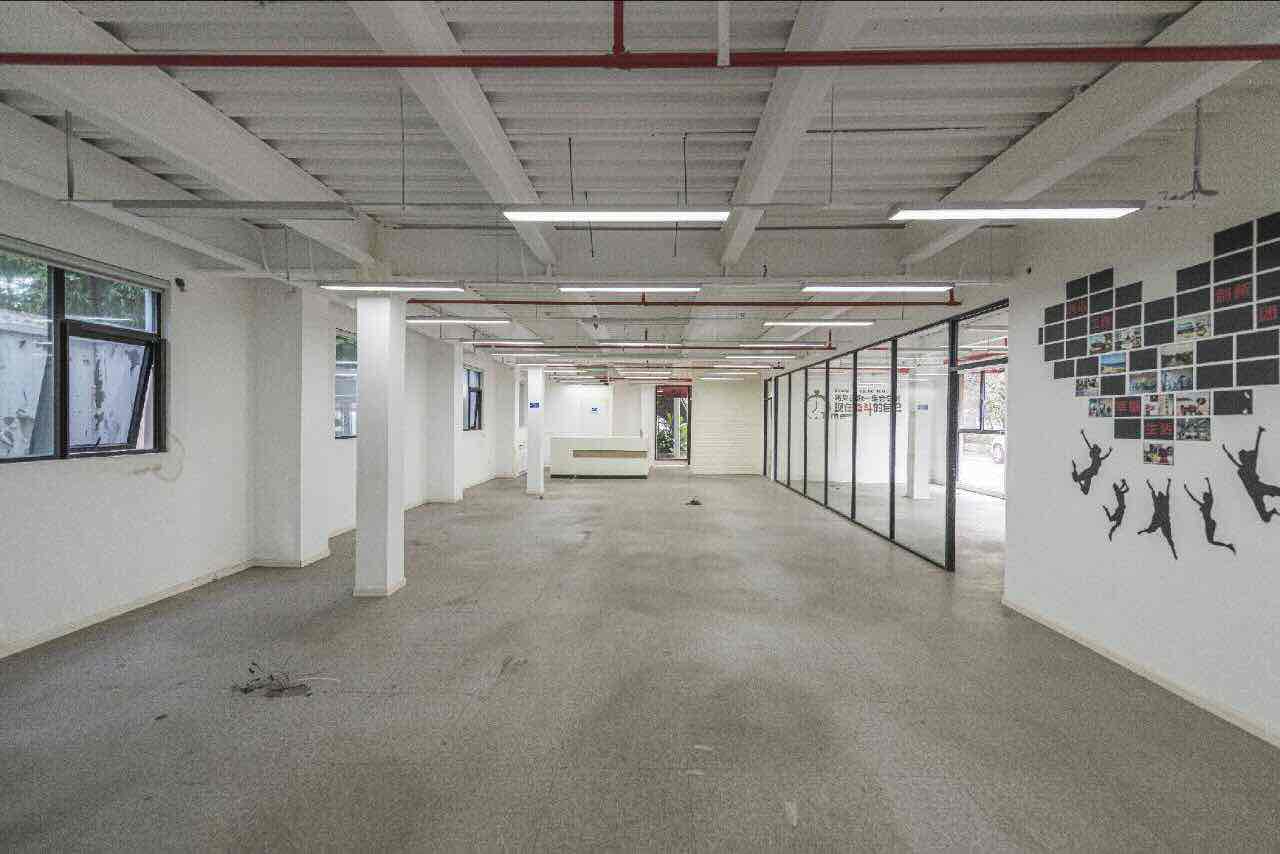 德必同心运动LOFT虹口 德必同心运动LOFT 393平米 中等装修