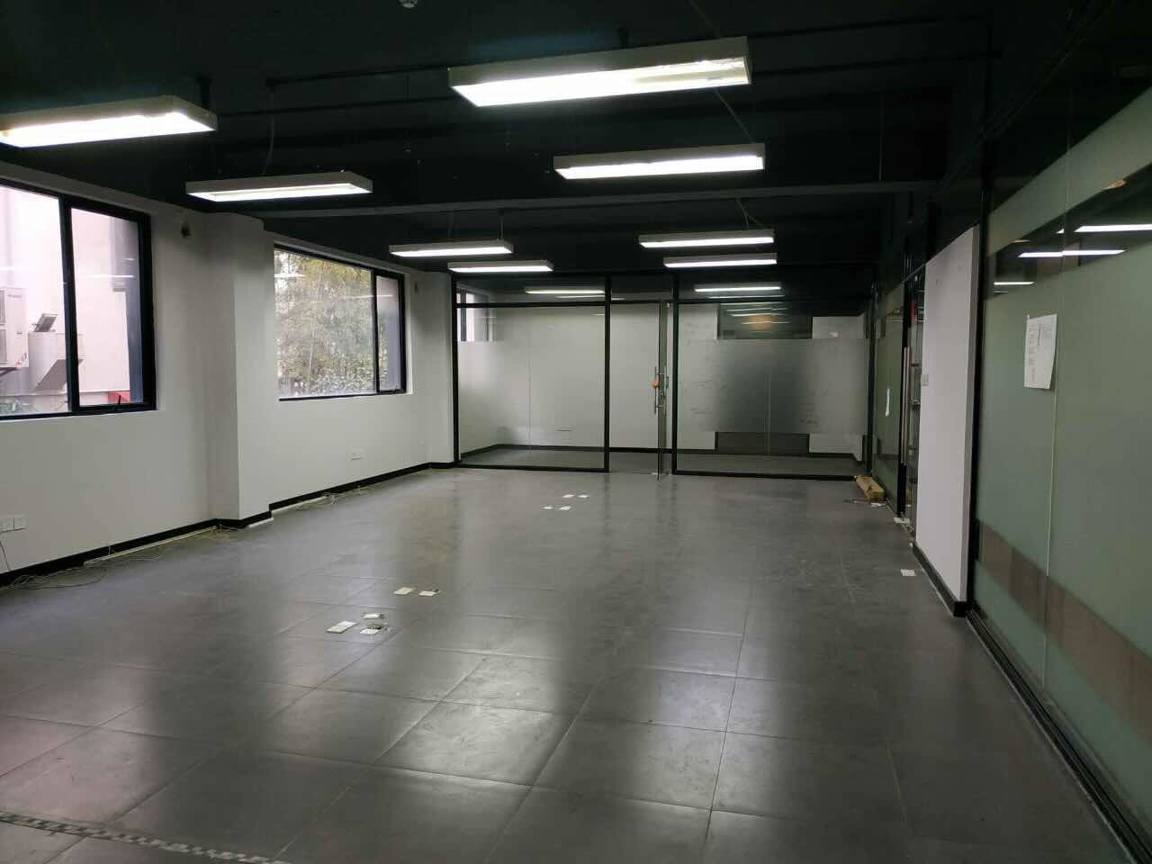 德必同心运动LOFT虹口 德必同心运动LOFT 129平米 精装修