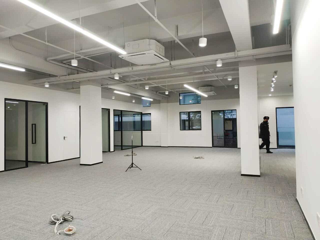德必同心运动LOFT虹口 德必同心运动LOFT 343平米 毛坯