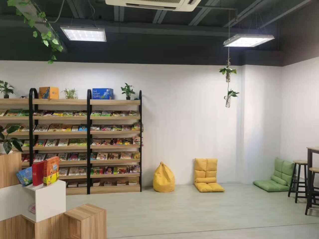 1876老站创意园虹口 1876老站创意园 130平米 简装修