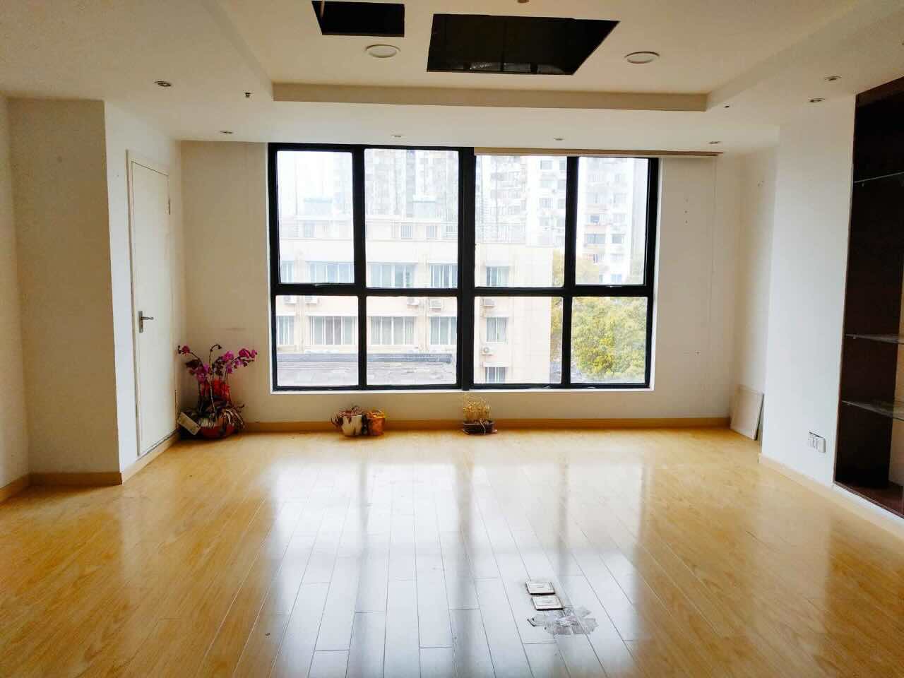 置汇谷虹口 置汇谷 165平米 简装修