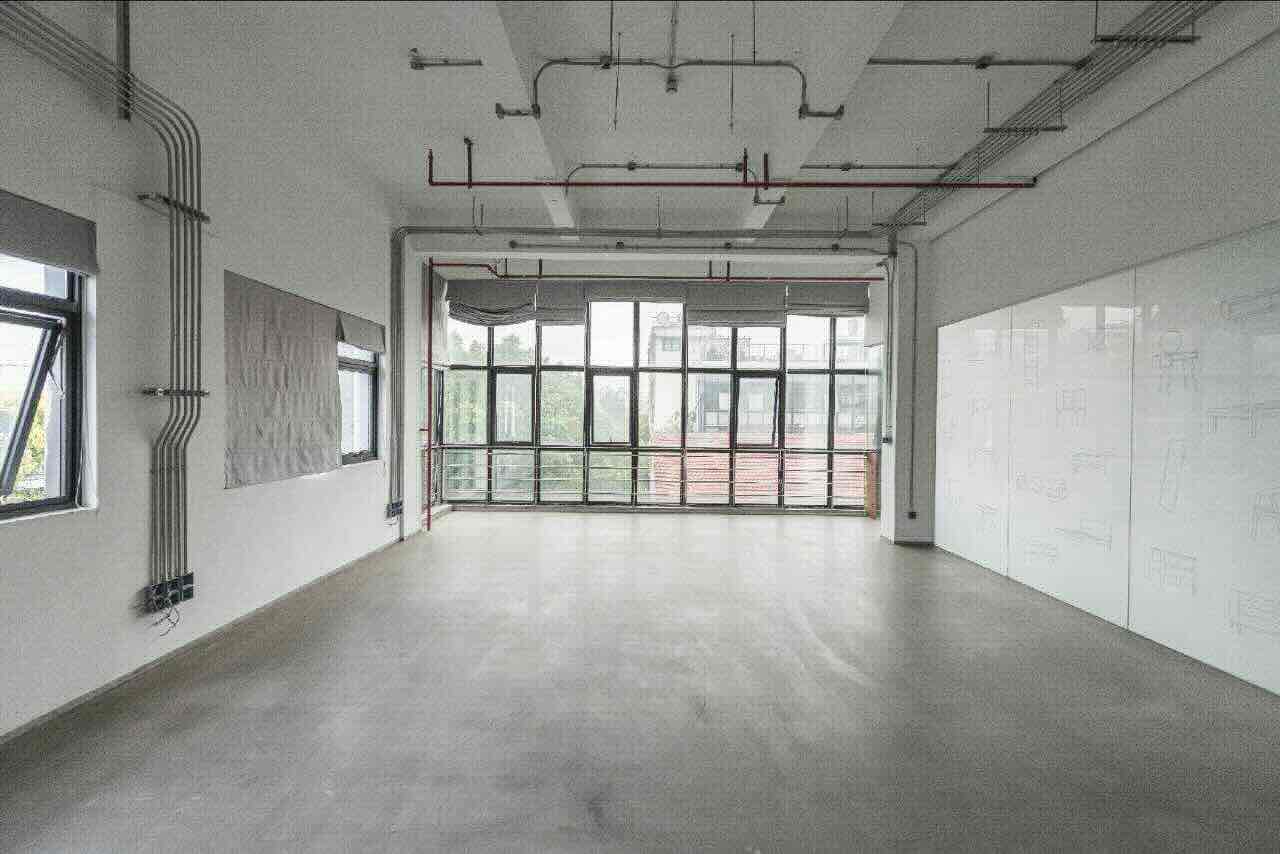 德必同心运动LOFT虹口 德必同心运动LOFT 233平米 简装修