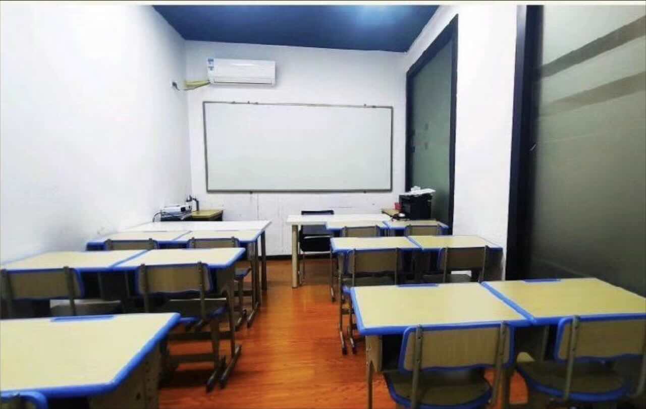 德必运动LOFT一期（创意基地）虹口 德必运动LOFT一期（创意基地） 112平米 简装修