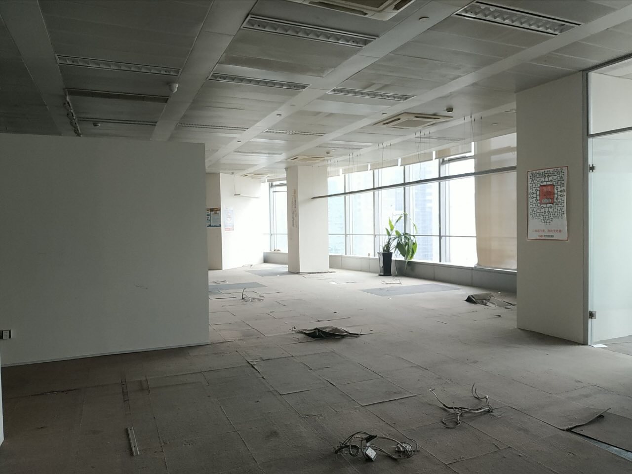 鄂尔多斯国际大厦鄂尔多斯国际大厦,精装修房型方正,VRV分体空调,