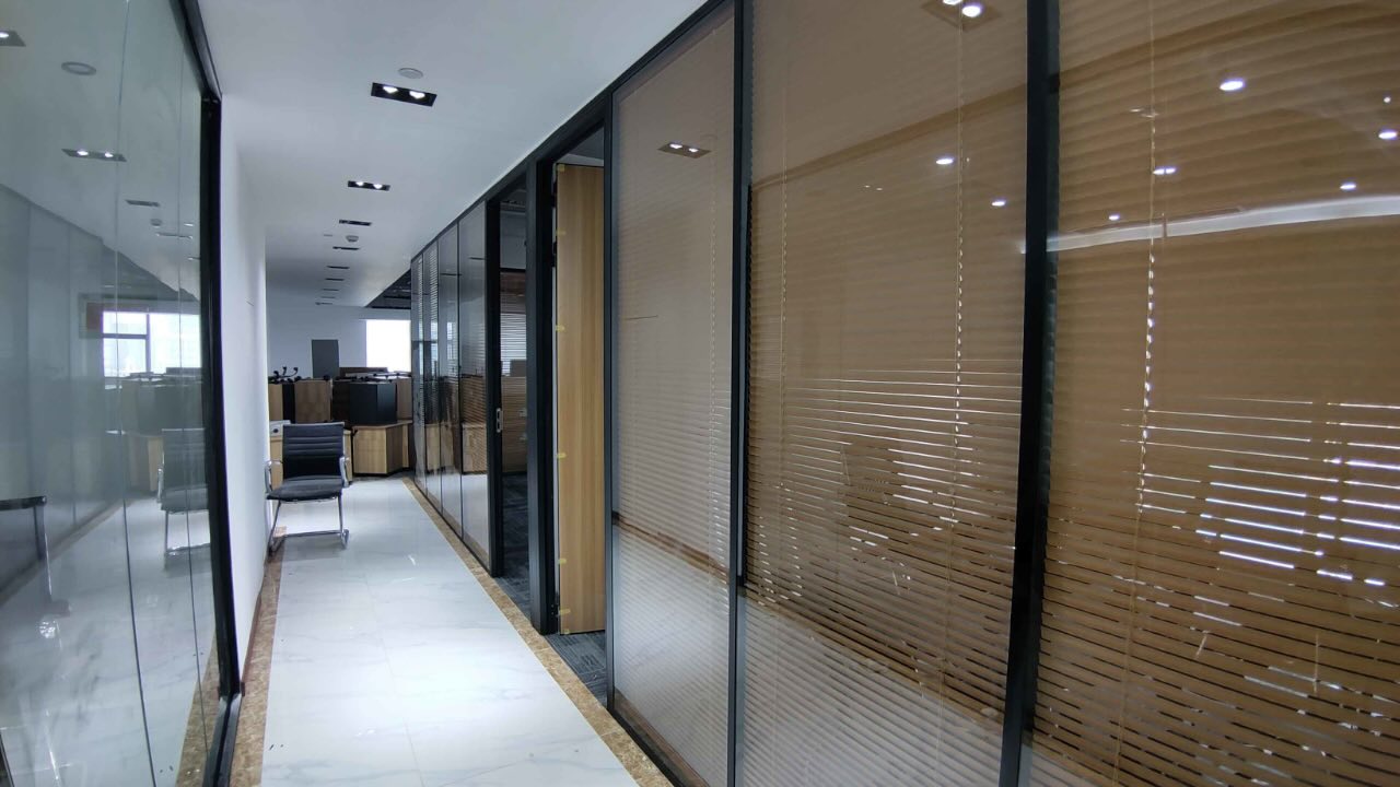 华融大厦浦东 华融大厦 339平米 简装修