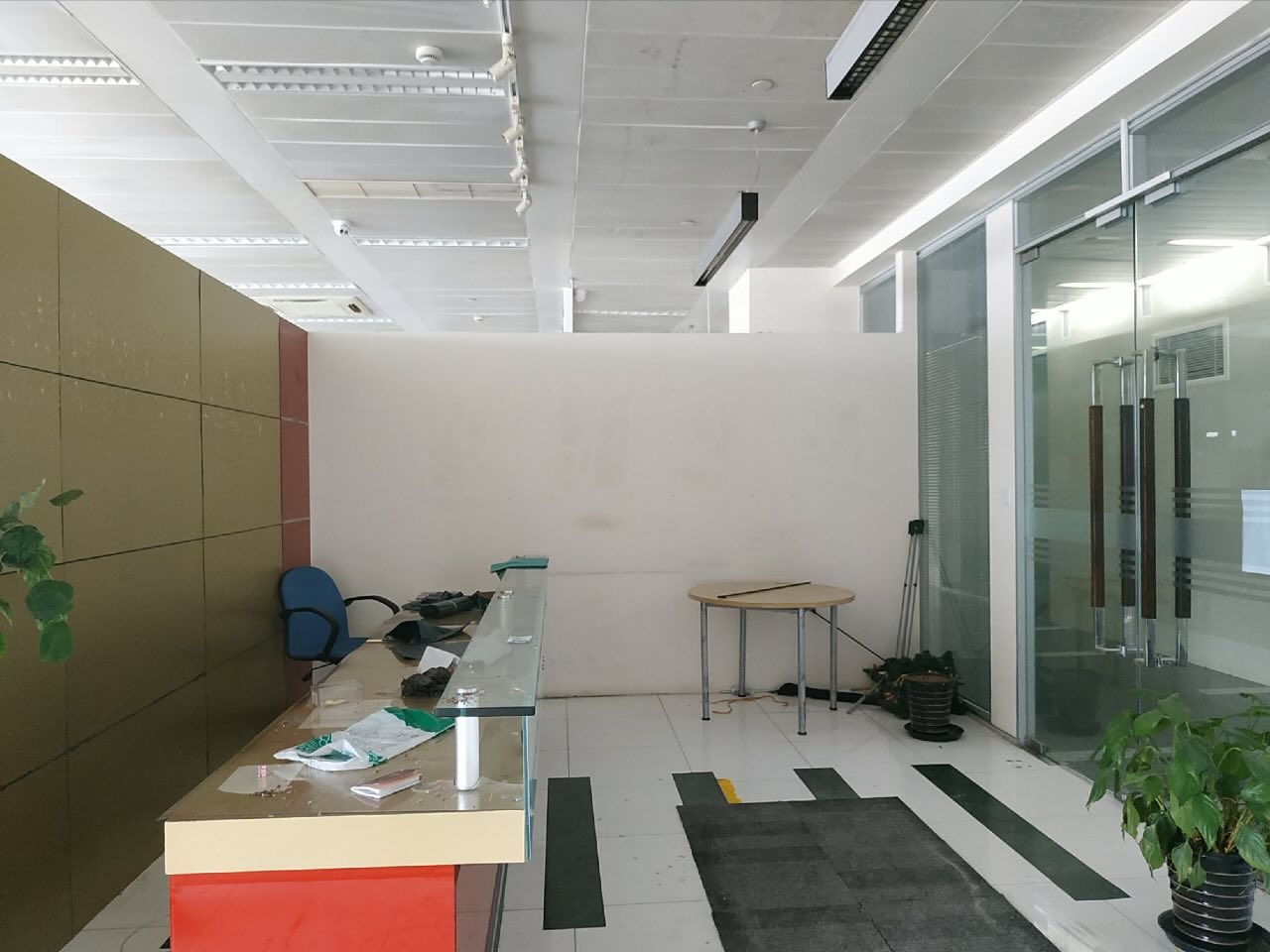 鄂尔多斯国际大厦鄂尔多斯国际大厦,精装修房型方正,VRV分体空调,