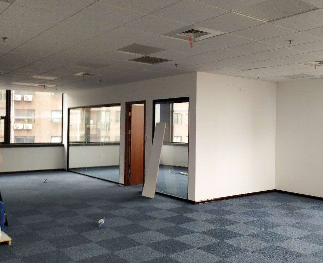汇宝中心精装带家具，标准交付，得房率高，采光充足
