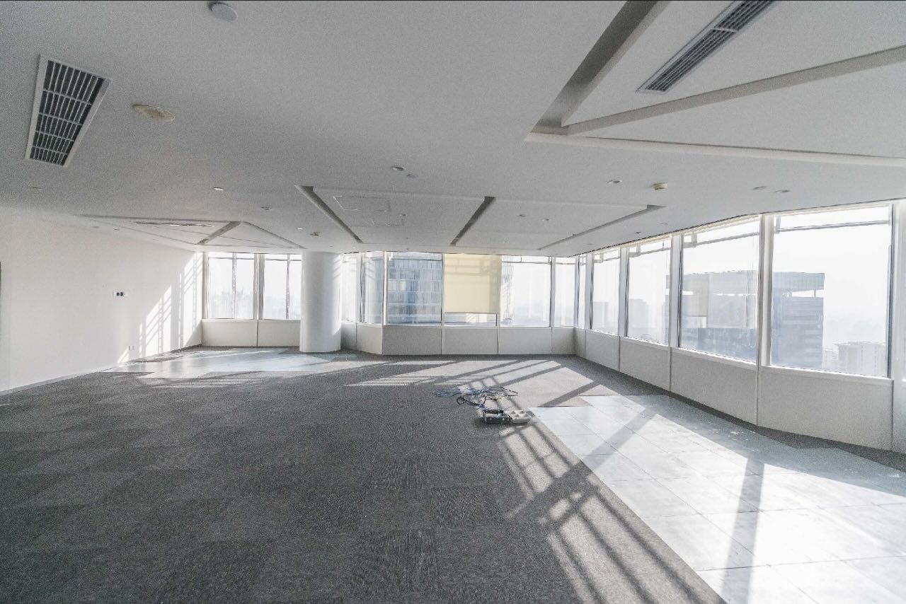 金茂大厦387平米办公室出租_9.70元/m²/天