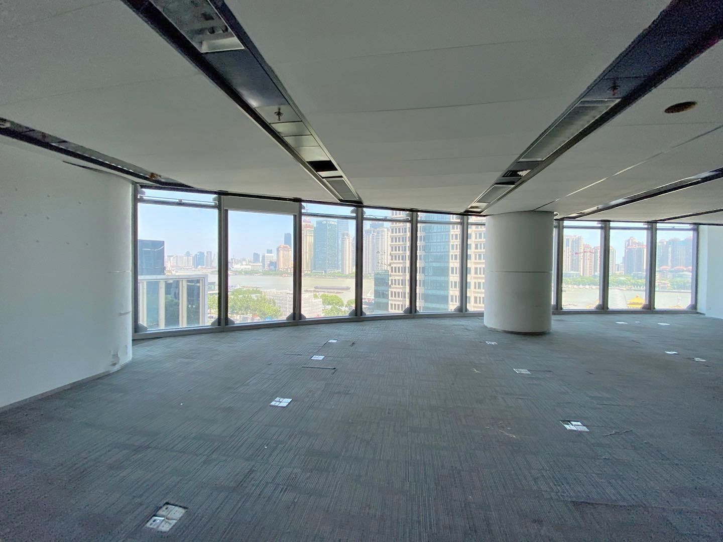 久事大厦黄浦外滩久事复兴569平，简装可分割一线江景