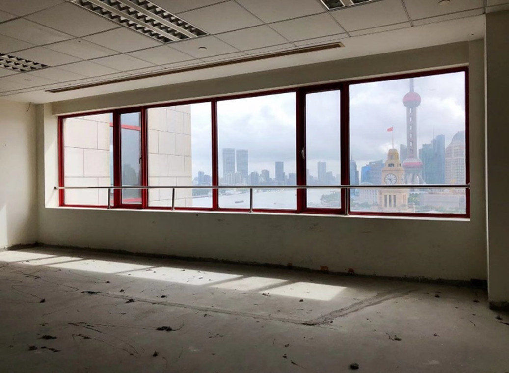 久事商务大厦淮海中路　　久事商务大厦359平　　交通便利