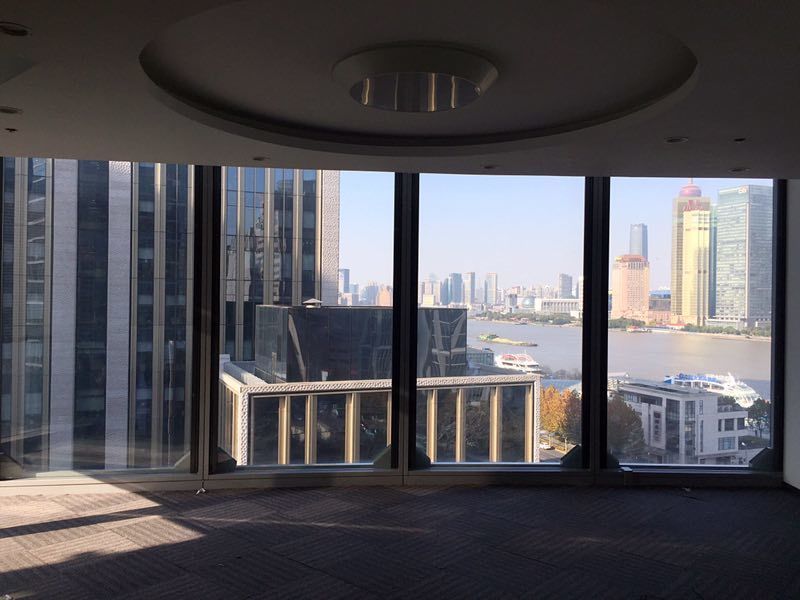 久事大厦外滩　久事大厦　262平简装　一线江景　　送免租期