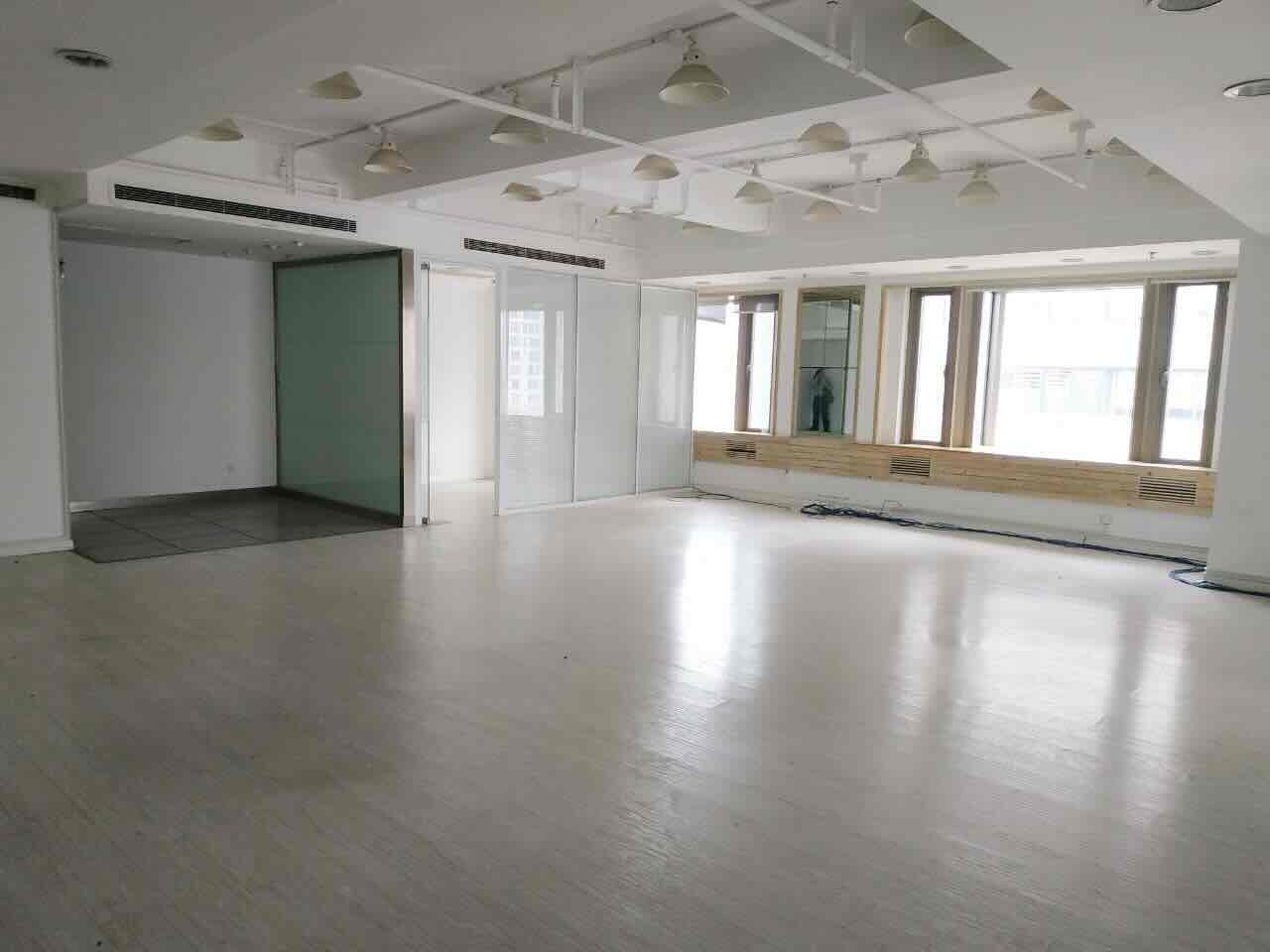 旺角广场166平米办公室出租_5.07元/m²/天