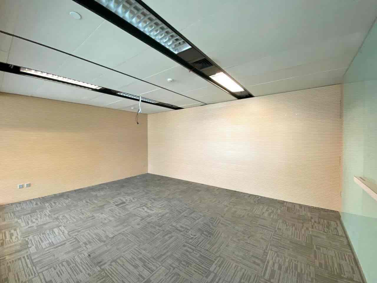 久事大厦外滩一线江景，新交付楼品好平价业主诚意