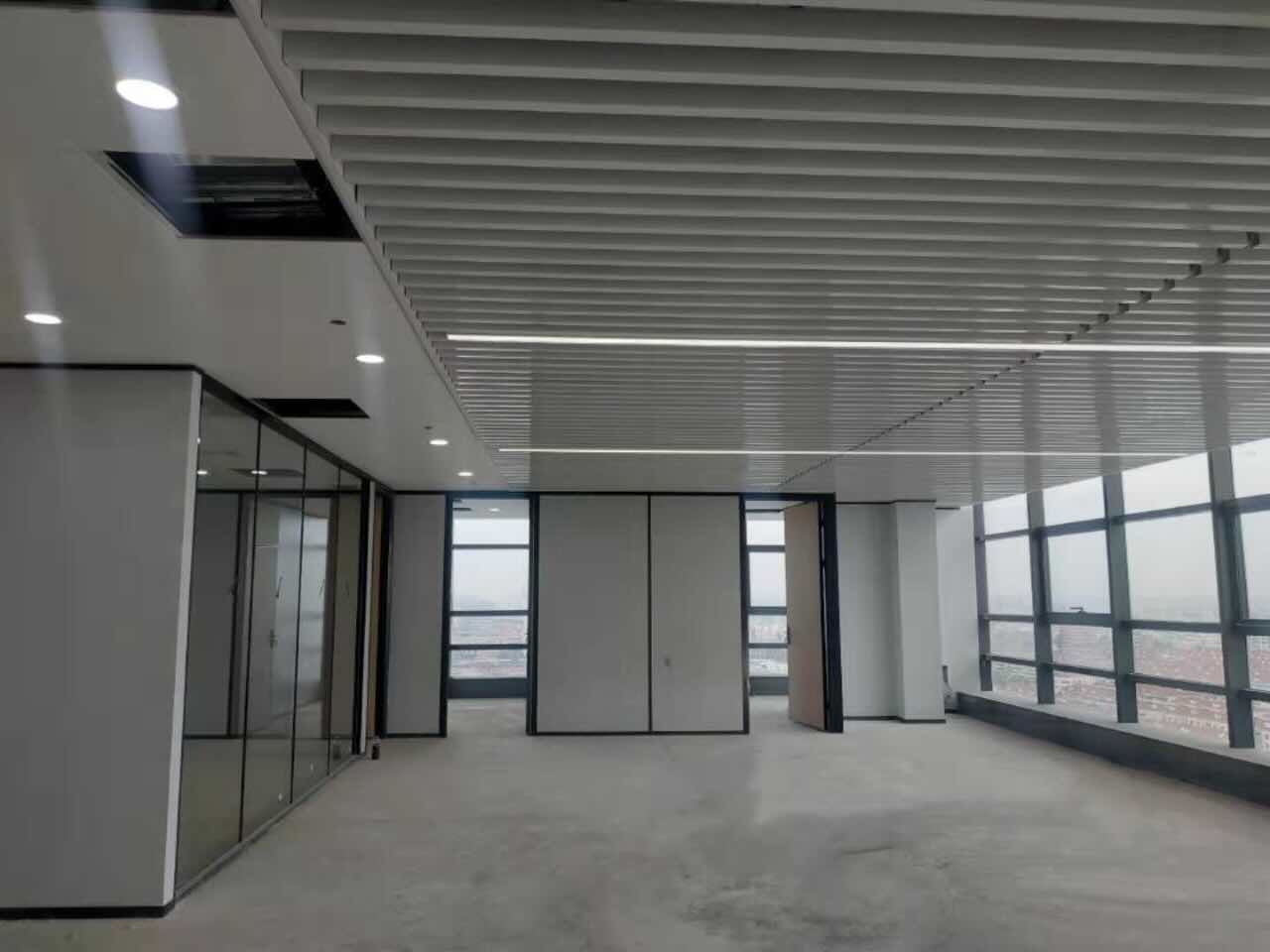 大宁音乐广场大宁音乐广场，236平，精装带家具，业主直租