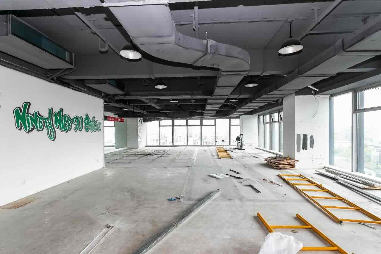 珠江创意中心270平米办公室出租_4.20元/m²/天