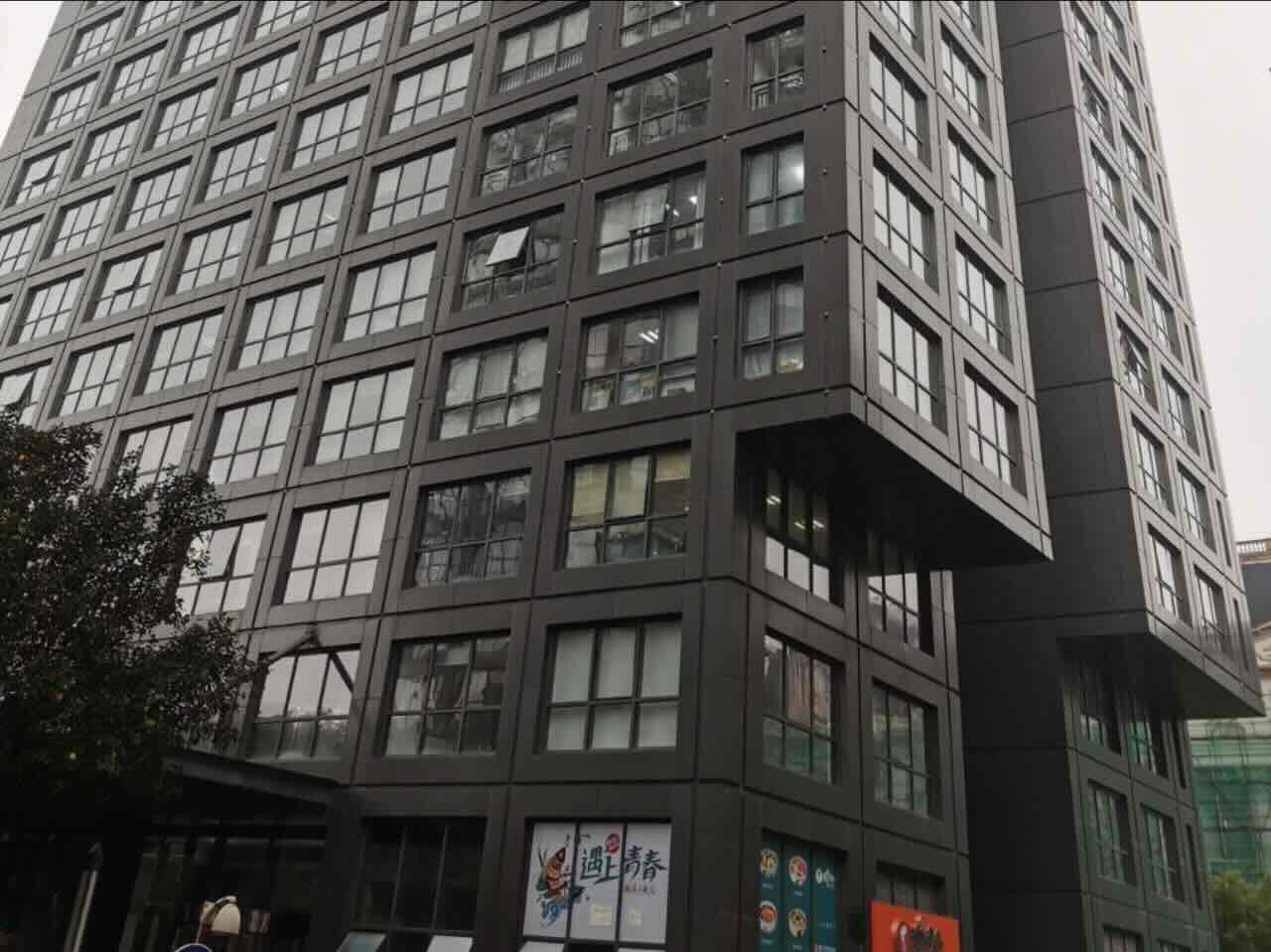 共和国际商务广场160平米办公室出租_2.80元/m²/天