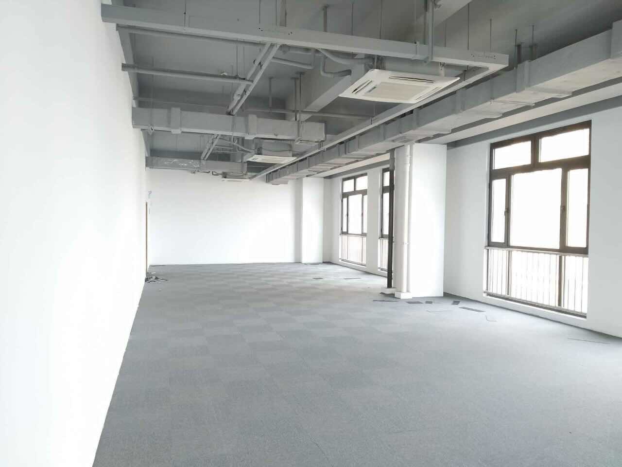 中建幸福空间210平米办公室出租_3.30元/m²/天