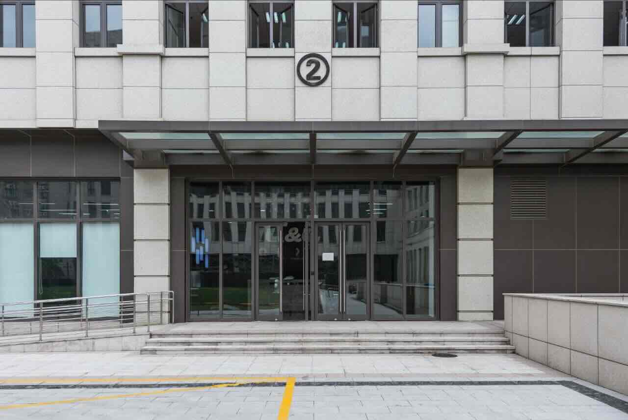 近铁虹桥中心