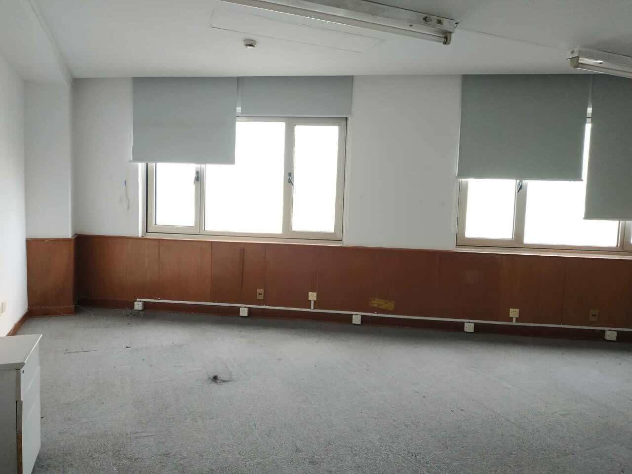 机电大厦247平米办公室出租_2.90元/m²/天