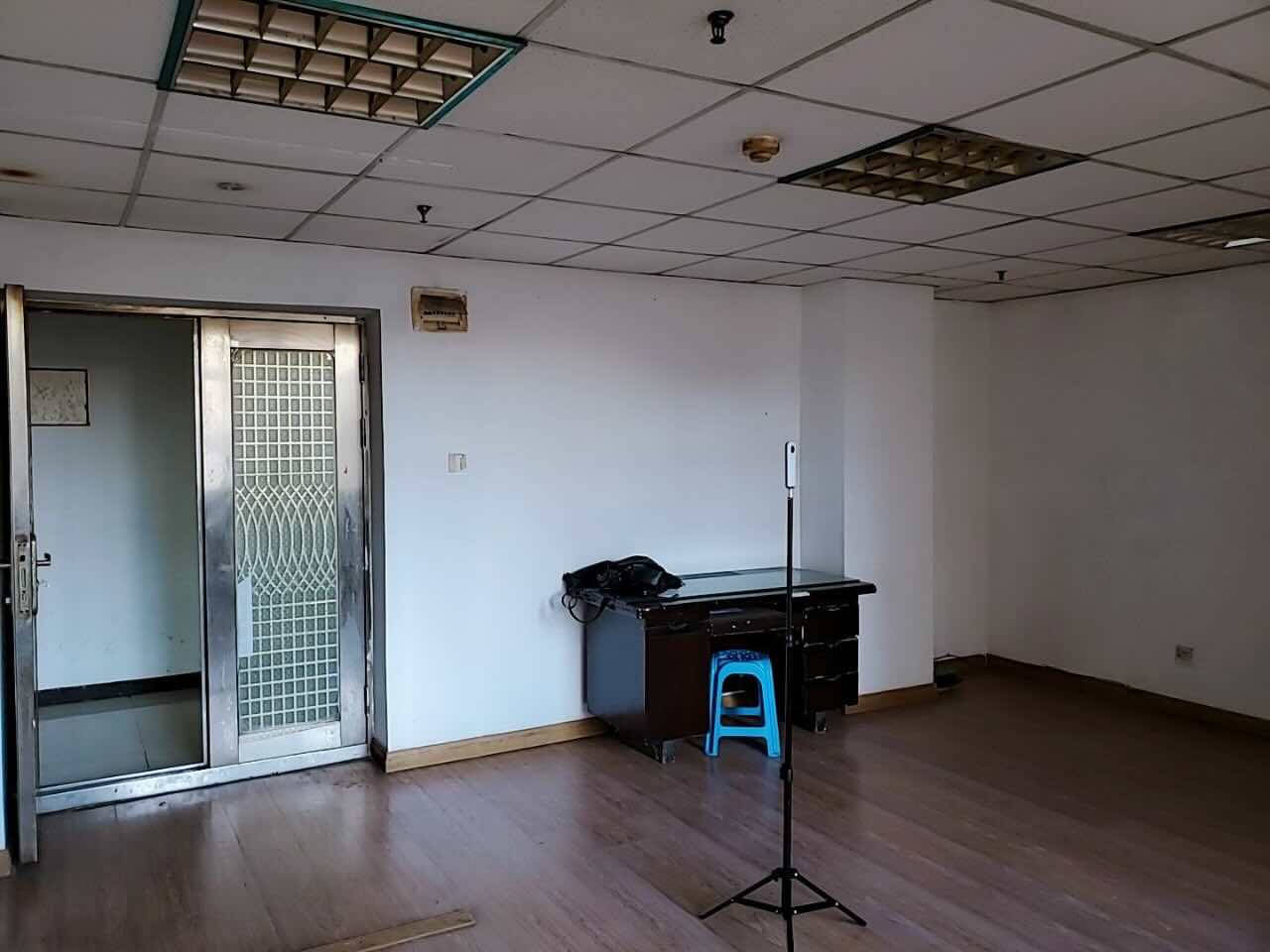 长城苑新静安（闸北） 长城苑 50平米 简装修