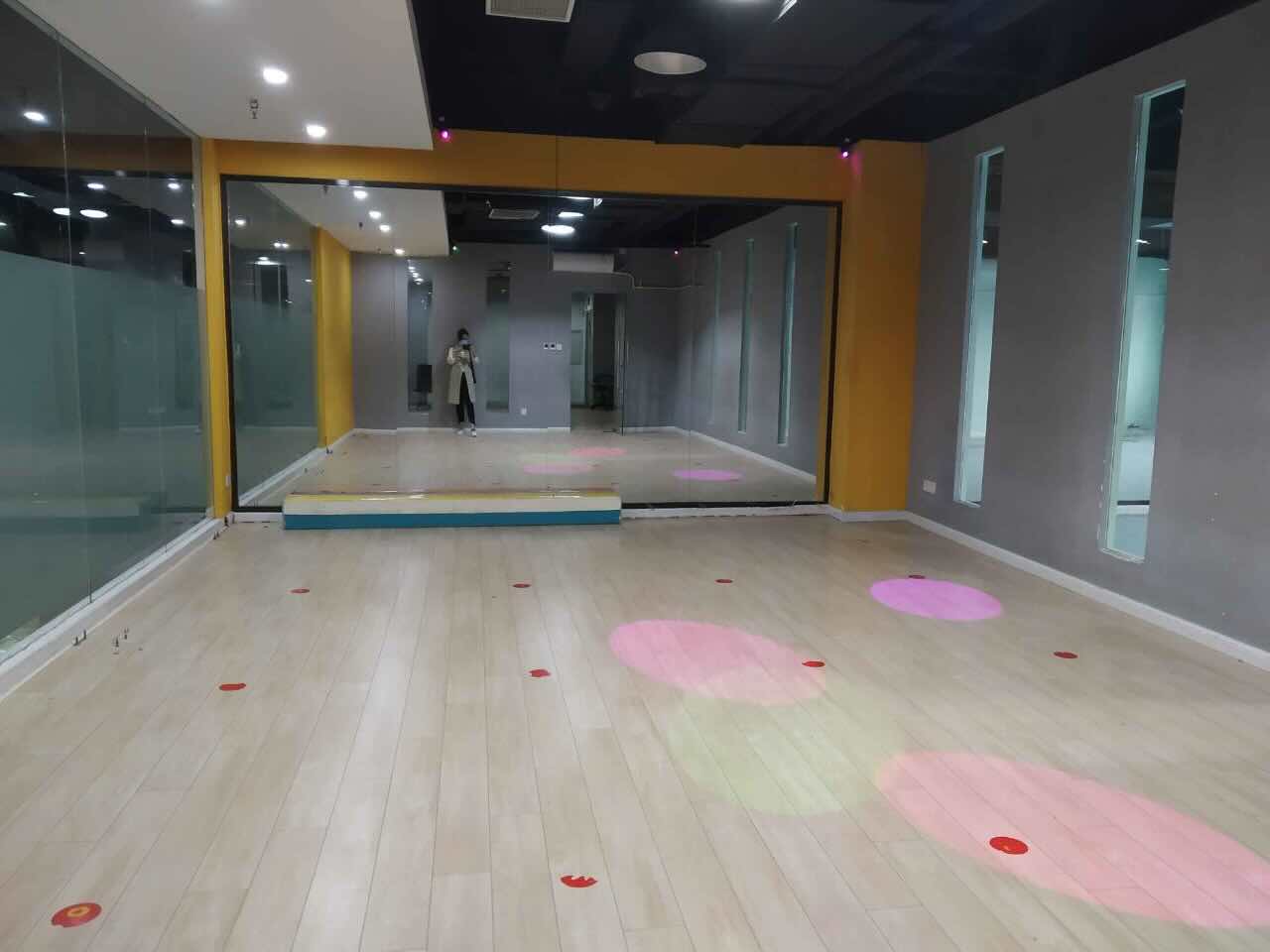飞马旅51center 园区230平米办公室出租_2.50元/m²/天