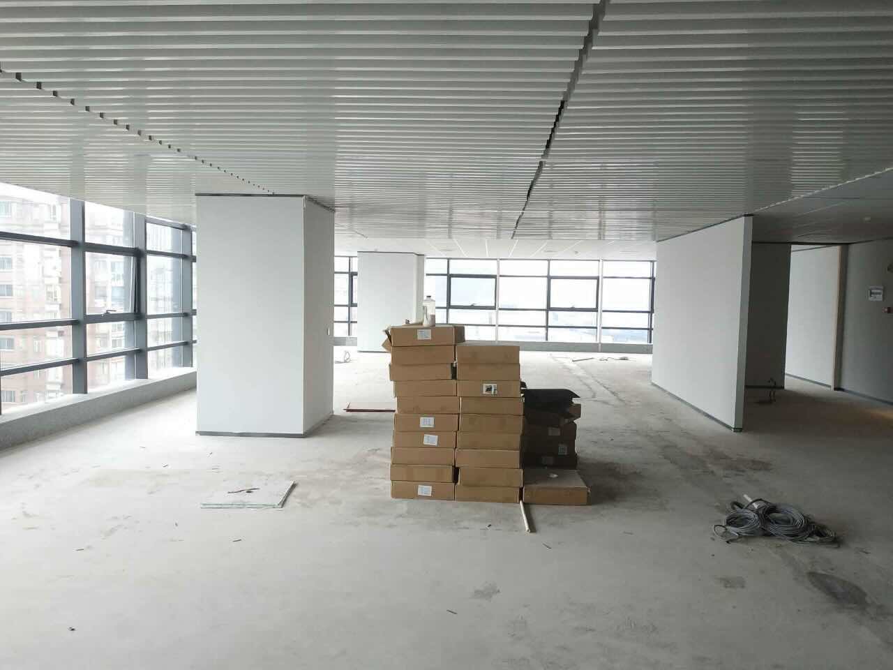 大宁音乐广场1号线，大宁音乐广场，358平，精装带家具