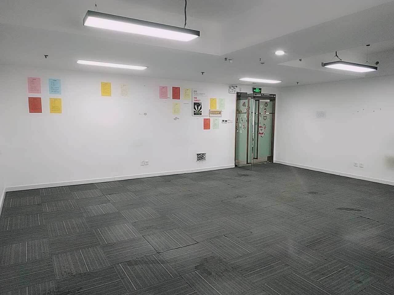 新梅华东大酒店新静安（闸北） 新梅华东大酒店 82平米 中等装修
