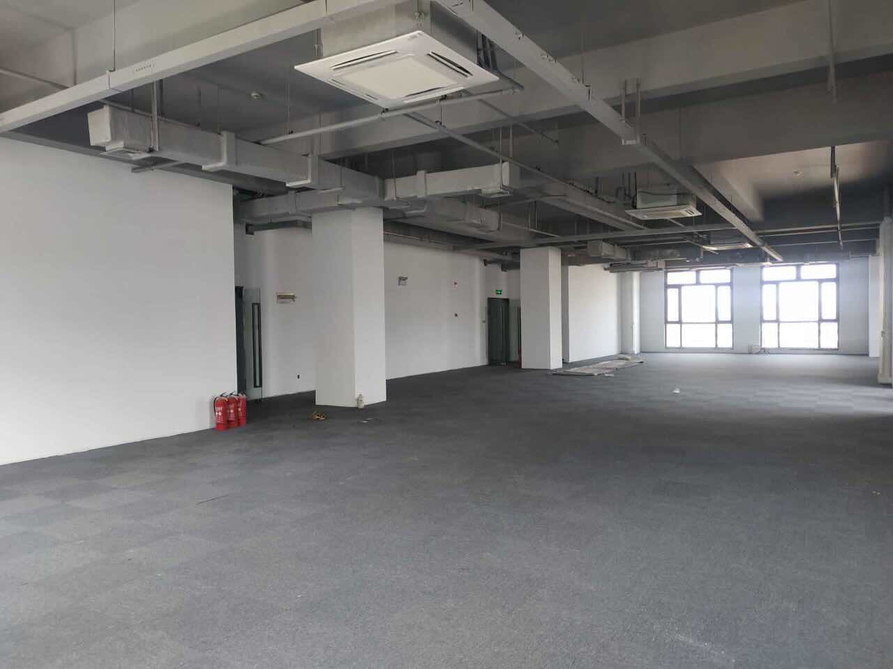 中建幸福空间452平米办公室出租_3.50元/m²/天