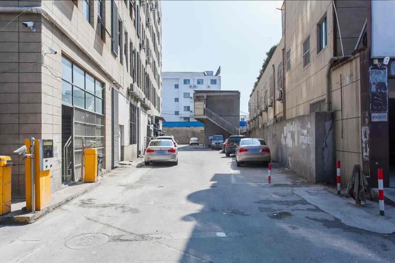 北桥青年广场