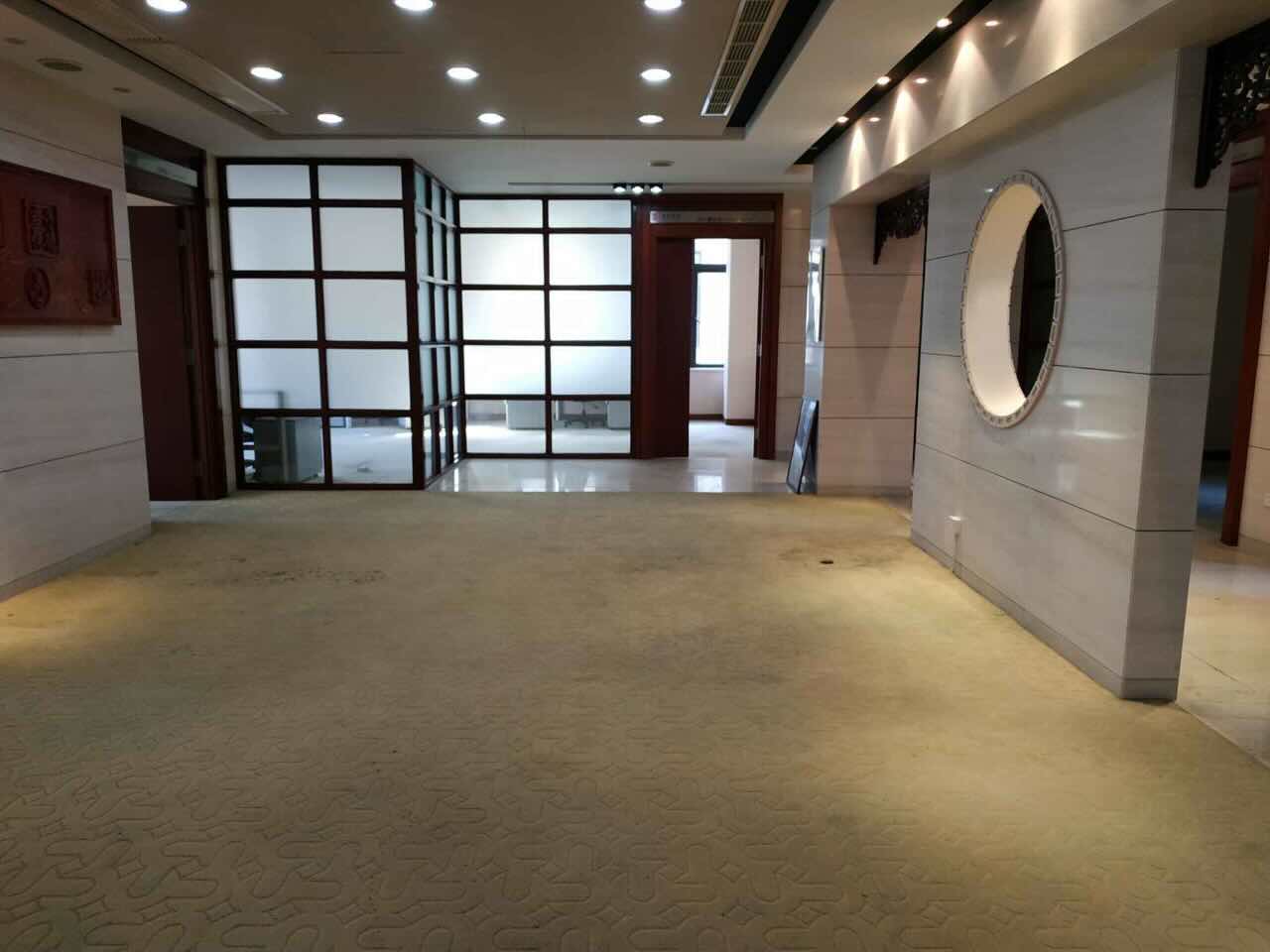 东方环球企业中心400平米办公室出租_2.20元/m²/天