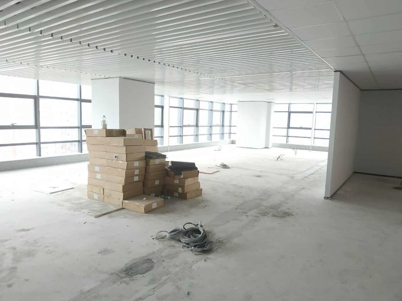 大宁音乐广场1号线，大宁音乐广场，358平，精装带家具